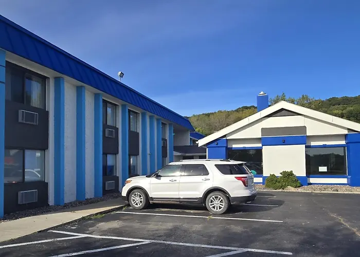 Days Inn By Wyndham Portage Cascade Mountain Area