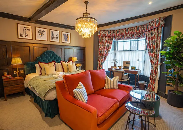 Salisbury Arms Hotel