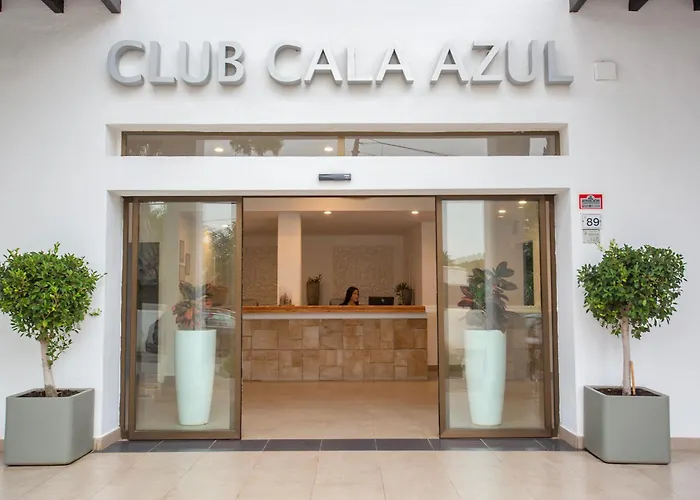 Club Cala Azul