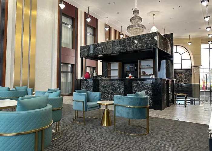 Art Royal Hotel