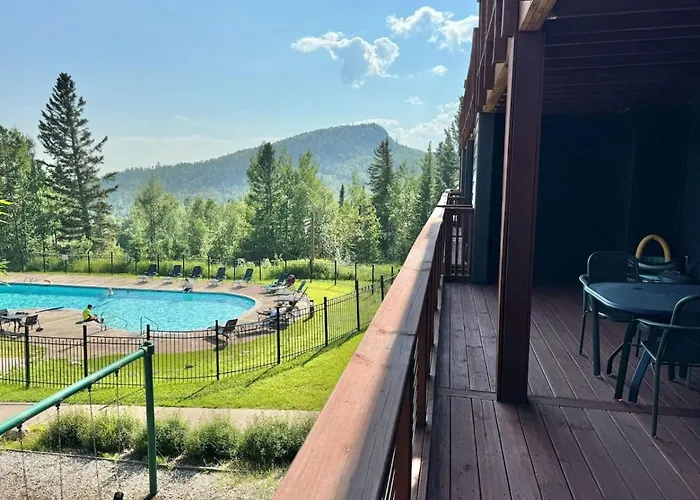 Ski-In/Ski-Out Condo | Hot Tub + Mountain Views