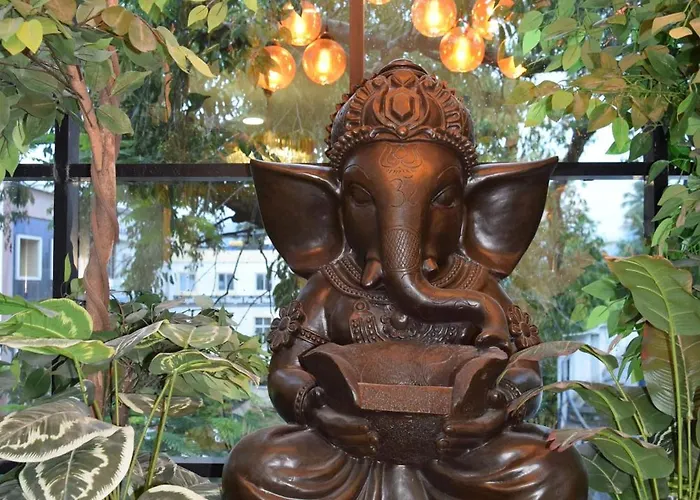 M Grand Stay