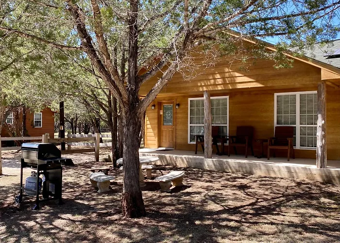 Casa Blanca In Texas Hill Country