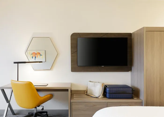 Holiday Inn Express Layton - I-15 By Ihg