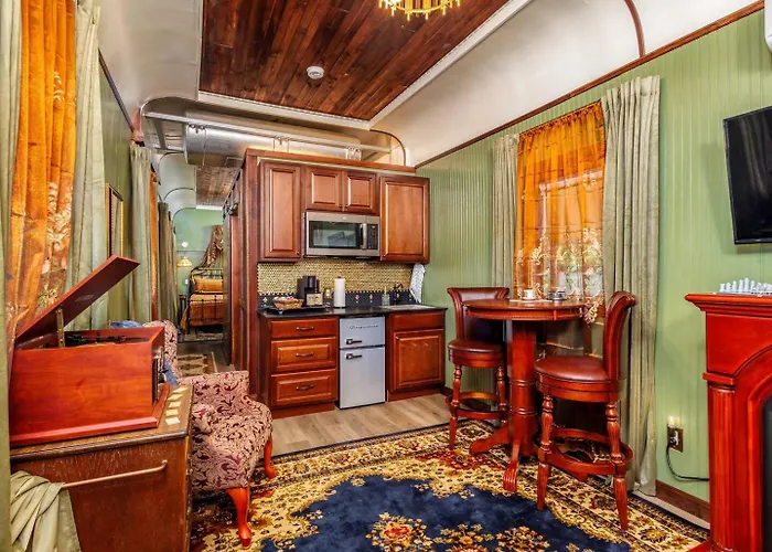 Historic Stay In Santa Fe Railcar - Depot Lodging