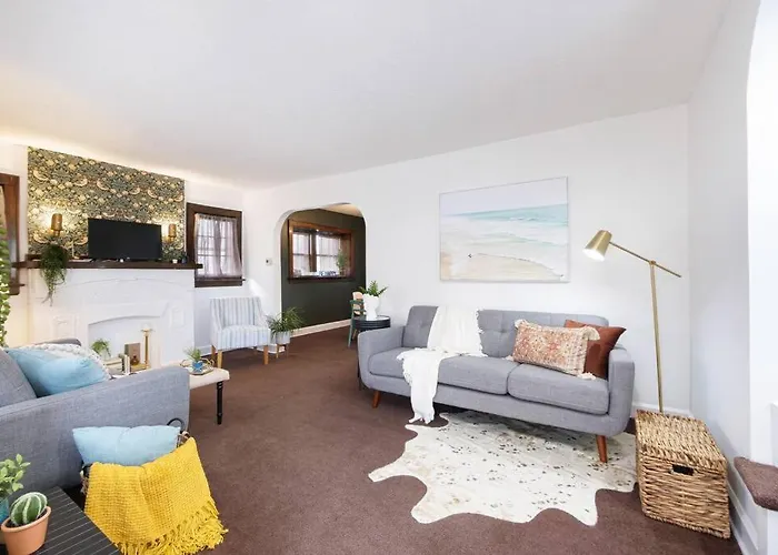 Cozy & Convenient Getaway 3Bd 2Ba Dog Friendly