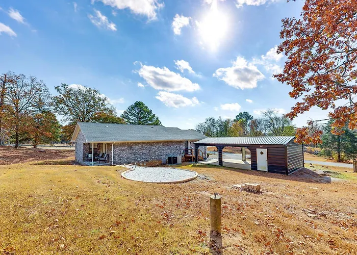 Near Lake Dardanelle: Updated Home W/ Large Yard!