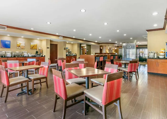 Comfort Suites Forrest City
