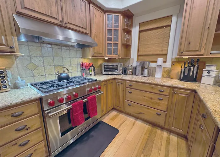 Escape Chalet - Family And Pet-Friendly Steamboat Chalet