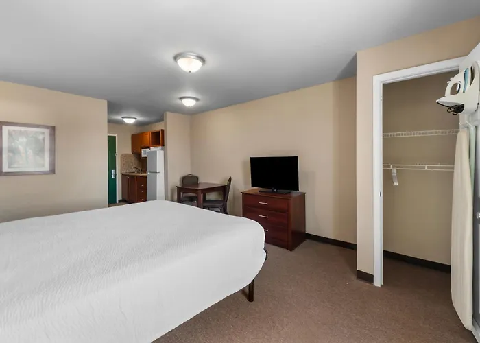 Risewell Kitchen Suites Pleasanton
