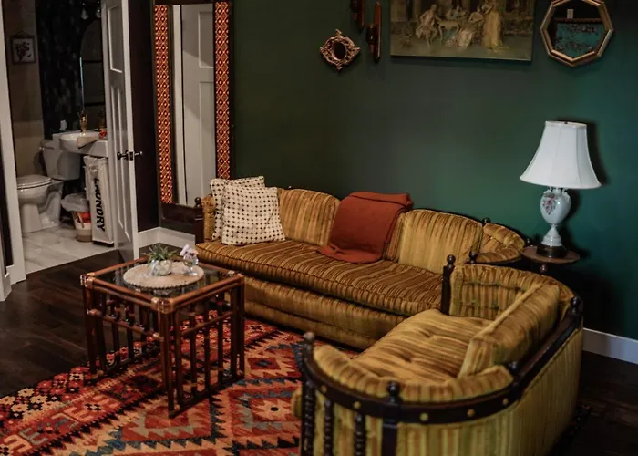 The Atrium A Boutique Hotel Suite 17