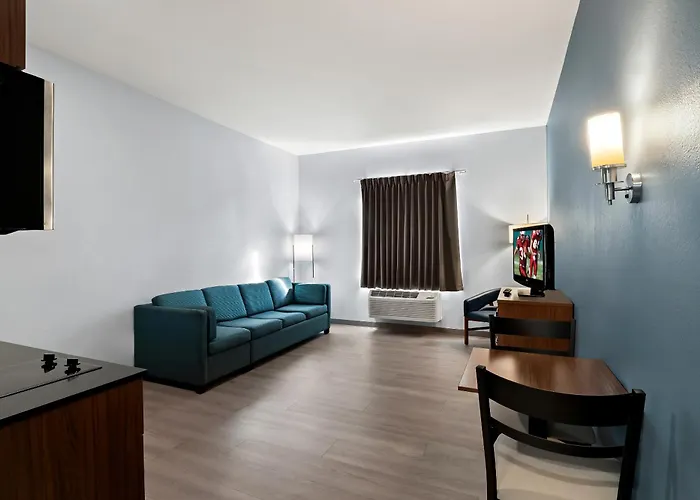 Hometowne Studios By Red Roof East Lansing - Okemos
