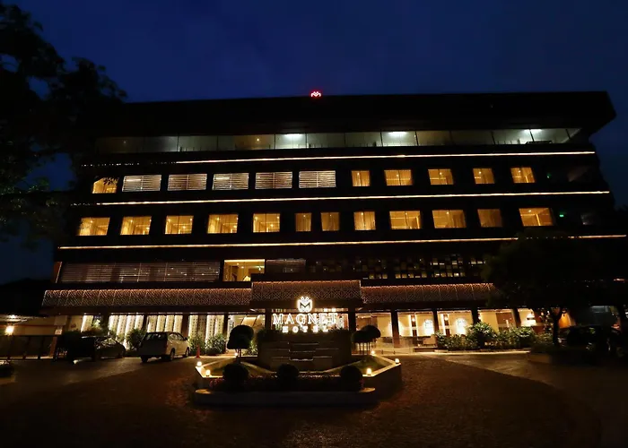 Magnet Hotel