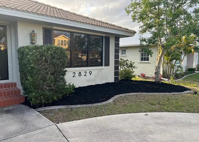 Water Water Water - Newly Renovated 3Br, 2 Bath Canal Front Home In Punta Gorda Isles