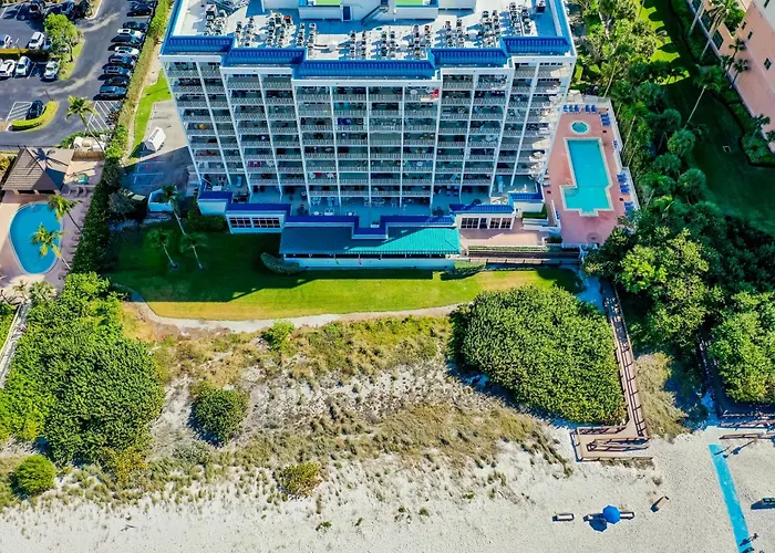 Beachfront Living At The Apollo I On-Site Sunset Grille Tiki/Restaurant