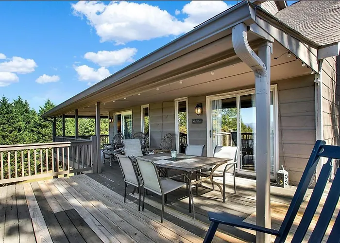 Birds Eye Cabin - Sunset & Starry Retreat Pet Friendly W Private Hottub, Fire Pit And Game Room