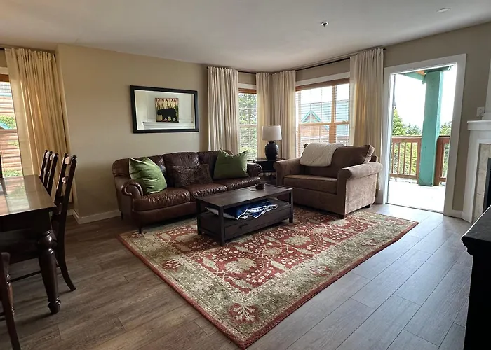Ski In And Out, Pet And Kid Friendly, Slope Side Townhouse