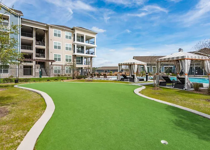 Spacious Furnished Resort Style Apartments
