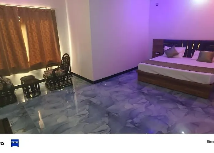 Hotel Paradise Inn