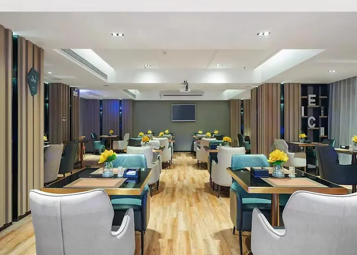 Echarm Hotel Beihai Silver Beach