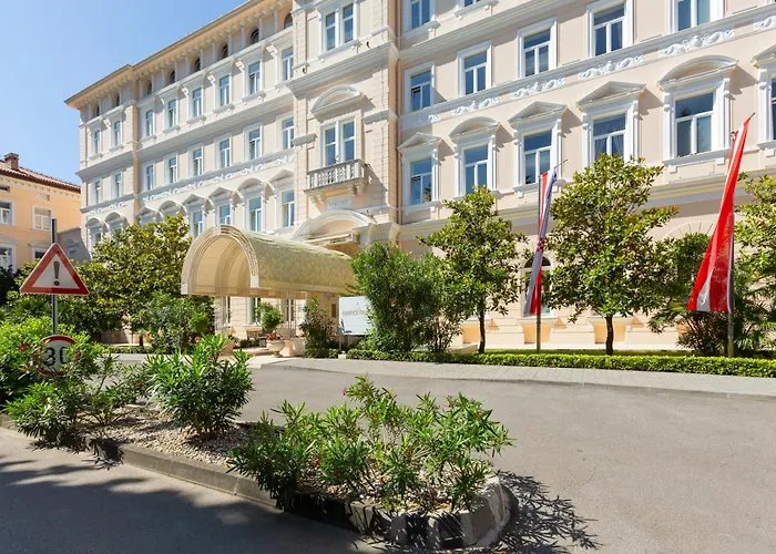 Hotel Kvarner Palace