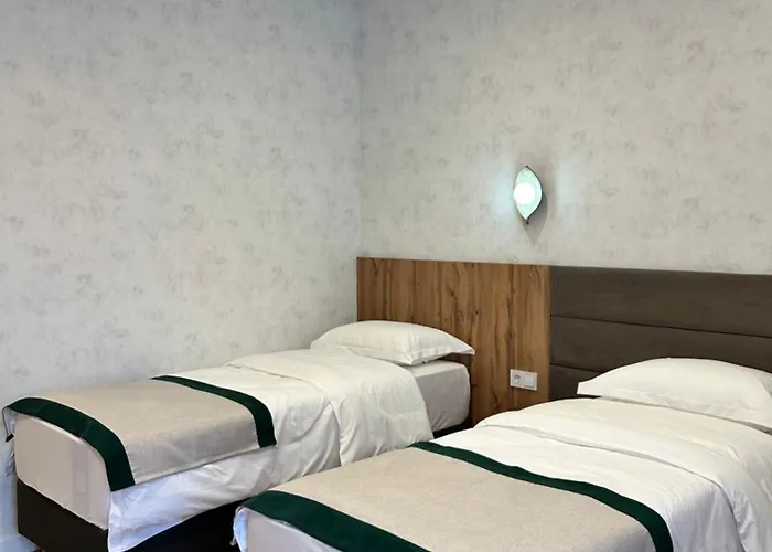 Green Forest Hotel