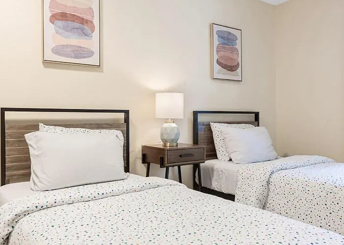 Multi Functional Family Home In Redmond And Only Four Mins To Msft