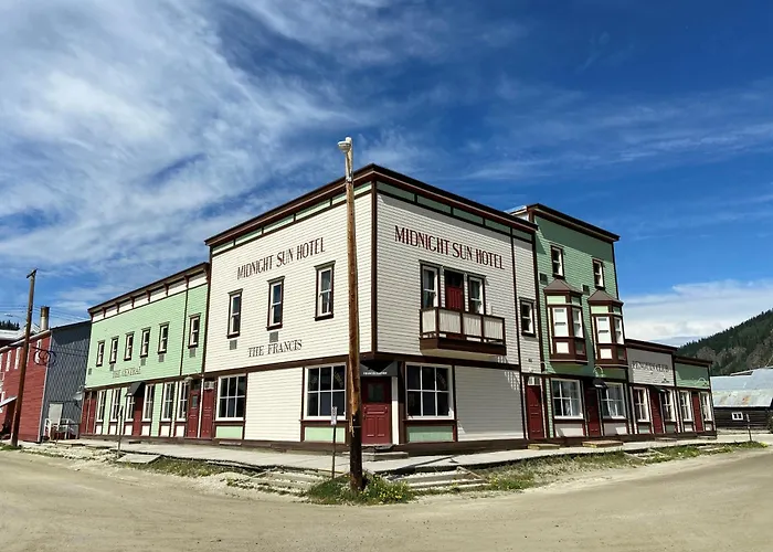 Midnight Sun, A Coast Hotel Dawson City