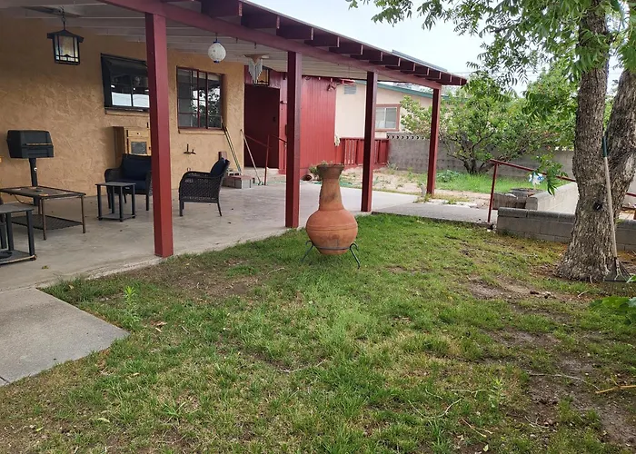 Top Of The Hill Guest House