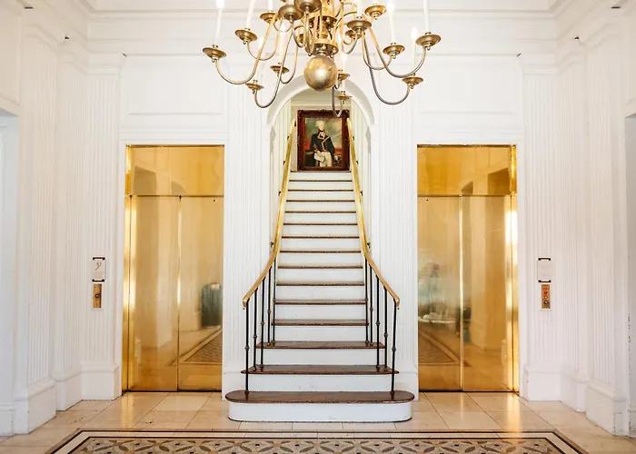 The Lafayette New Orleans By Kasa Living