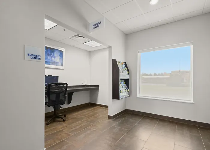 Holiday Inn Express & Suites Gonzales By Ihg