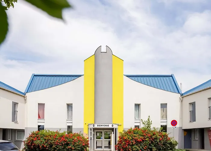B&B Hotel Saint-Witz