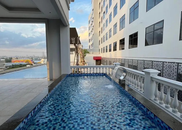 Grand Travello Hotel Bekasi