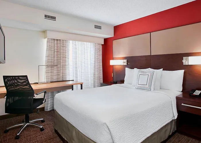 Residence Inn Detroit / Auburn Hills