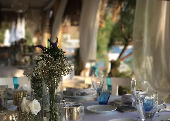 Moon Beach&Hotel
