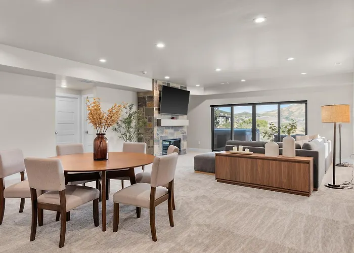 New East Deer Valley, 1 Min, 994 New Luxury 5Br Twin House, Hot Tub, Lake View, Park City 10 Min