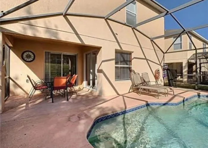 Golf Gated Close To Disney