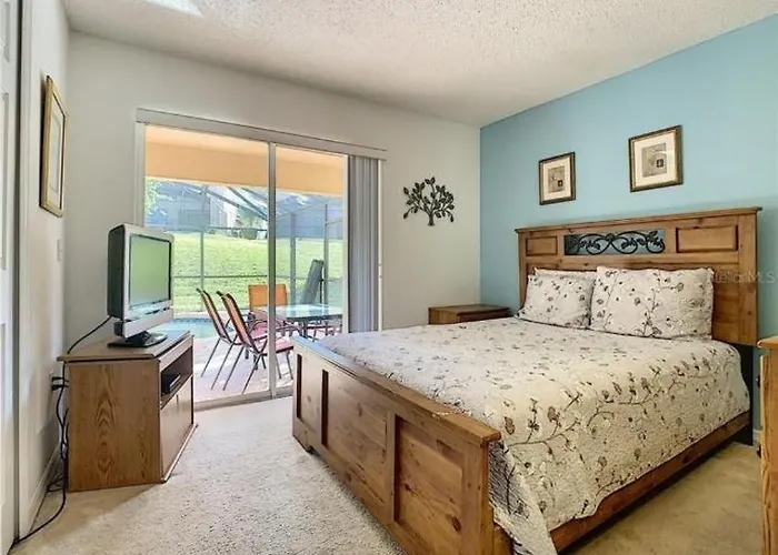 Golf Gated Close To Disney