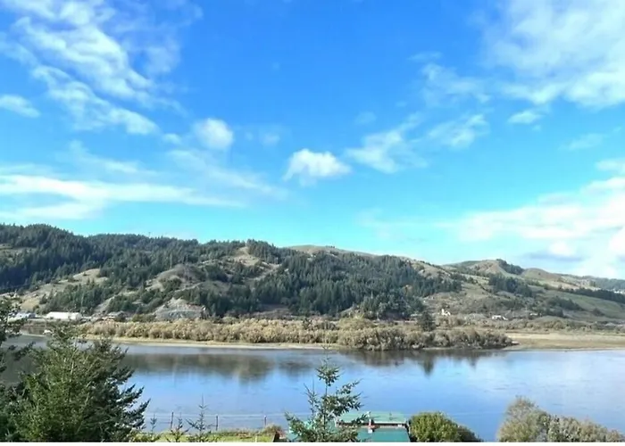 Rogue River Landing Resort