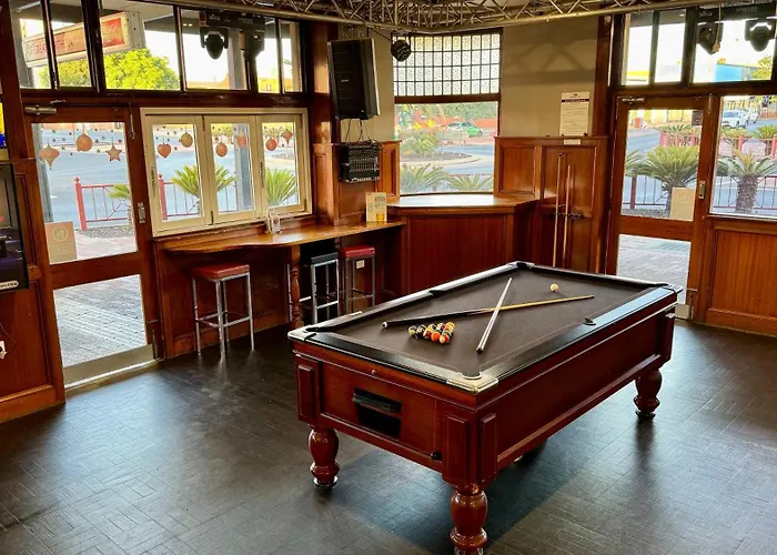 Castlereagh Hotel