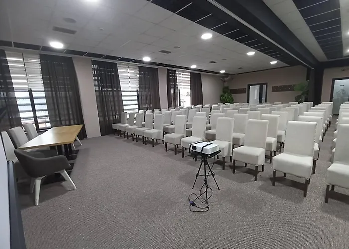 Garnet Hotel & Event Centar