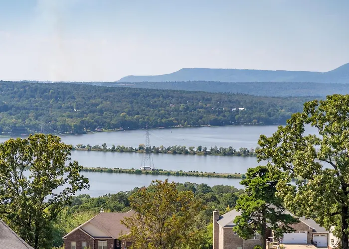 Adelines Lake View Elegant Home In Gated Community Sleeps 15