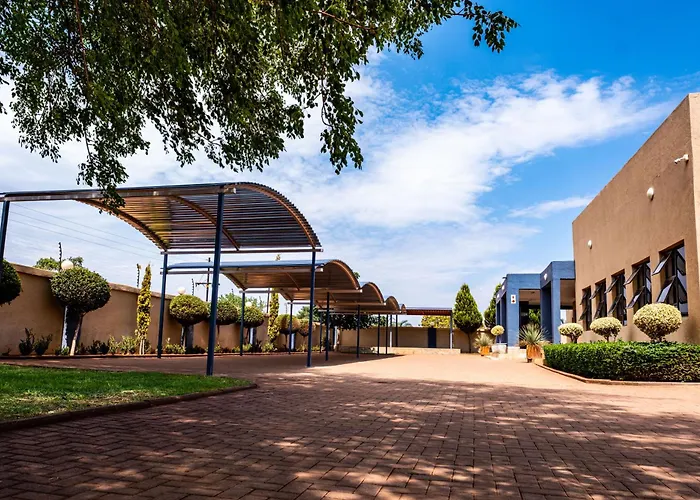Lempitse Lodge