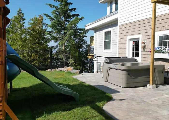 Loza House Adirondack Skydeck Unit Lake Front