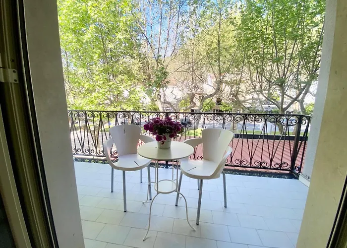 Hotel Praja