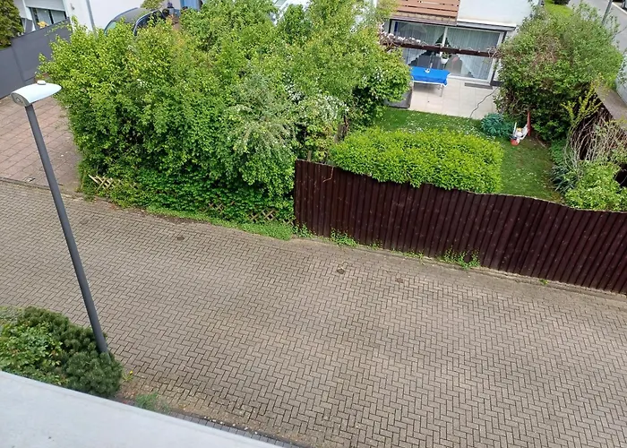 B&B Koeln Zuendorf