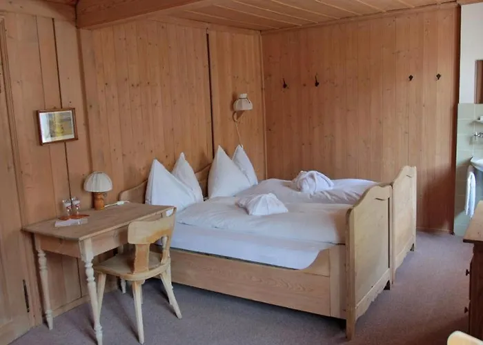 Hotel Rhaetia