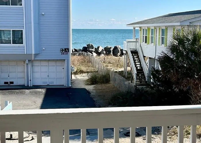 Hamlet Hideaway