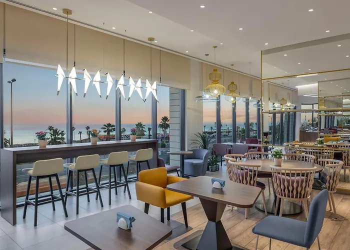 Hampton By Hilton Kuwait Salmiya