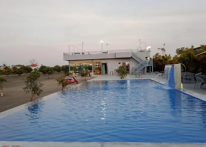 Bijaspur Royale Tree Resort